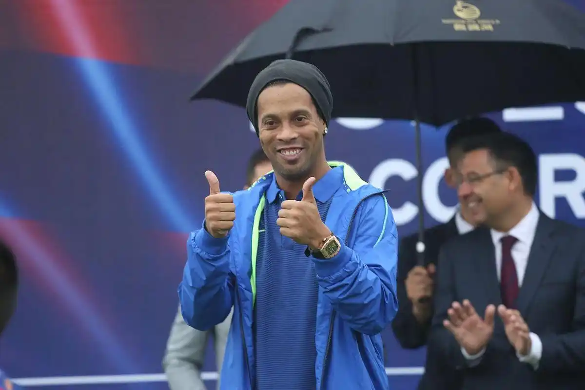 赛的波动而 赛的波动而