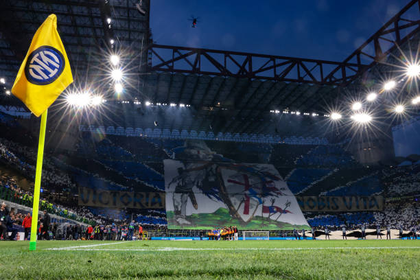 与米兰近年 与米兰近年